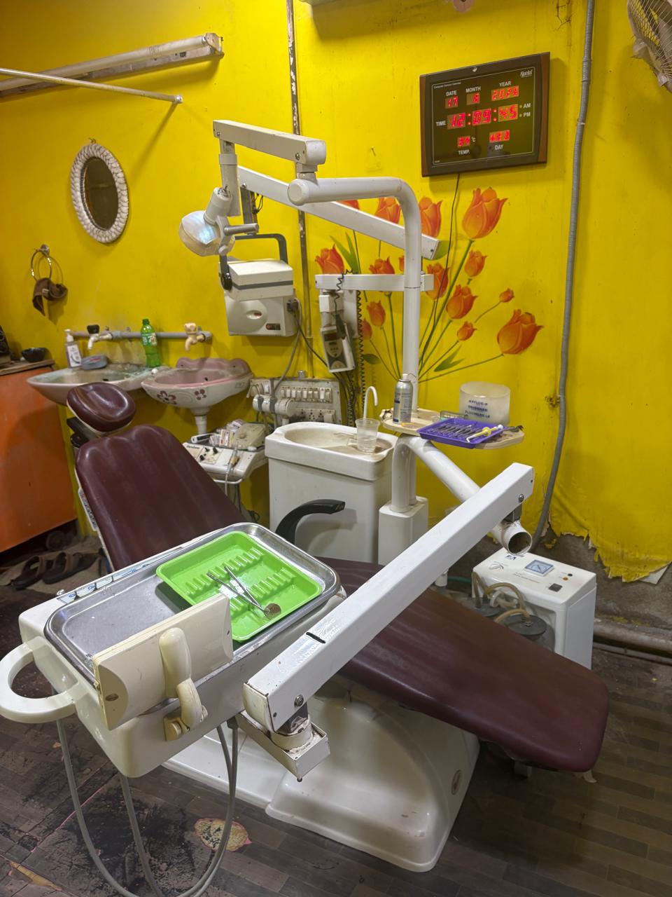 Dental treatment room